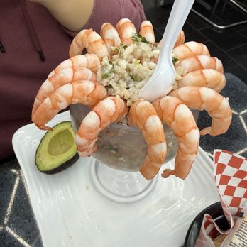 Mariscos El Jato Jr - Baso de Cevichie Con Camaron - Seafood Near Me - Los Angeles, California Mariscos El Jato Jr - Baso de Cevichie Con Camaron - Seafood Near Me - Los Angeles, California