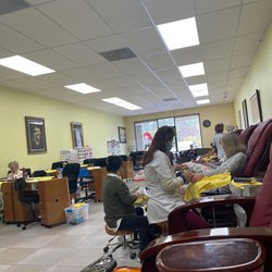 Lovely Nail Boutique