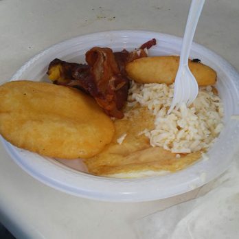 Los Chamos Arepas - Venezuelan Near Me - Carolina, Puerto Rico