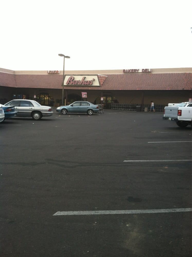 BASHAS’ UNITED DRUG Updated September 2024 275 N Tegner St