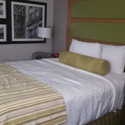 La Quinta by Wyndham Far Rockaway