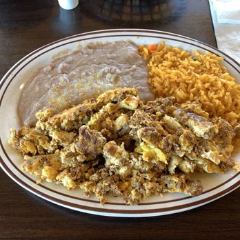 El Pueblito Restaurant - Chorizo and beans and rice - Mexican Near Me - Santa Maria, California El Pueblito Restaurant - Chorizo and beans and rice - Mexican Near Me - Santa Maria, California