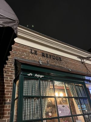 Le Refuge by null
