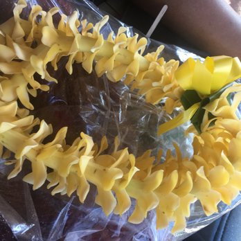 Lin's Lei Stand - Florists Near Me - Hilo, Hawaii