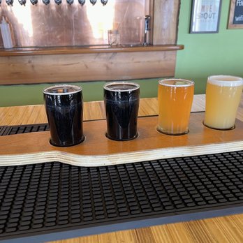 Pourhouse - Flight - Bars Near Me - Port Townsend, Washington