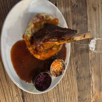 Makars Gourmet Mash Bar - Lamb Shank - Scottish Near Me - Old Town, EDH Makars Gourmet Mash Bar - Lamb Shank - Scottish Near Me - Old Town, EDH
