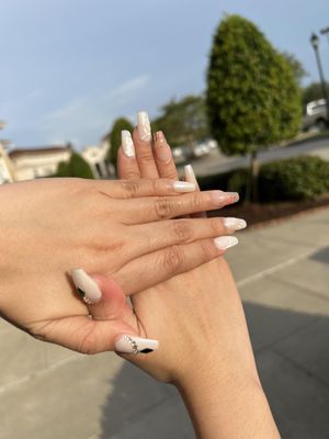 M. Vincé Nail Spa by null