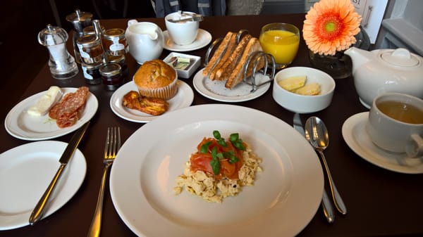 The Castle Hotel Windsor by null