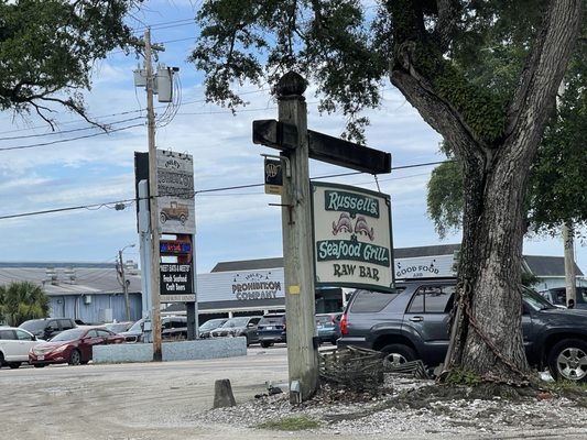 Russell's Seafood Grill by null