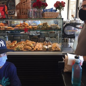 Le Cafe De La Plage - Coffee & Tea Near Me - Malibu, California Le Cafe De La Plage - Coffee & Tea Near Me - Malibu, California