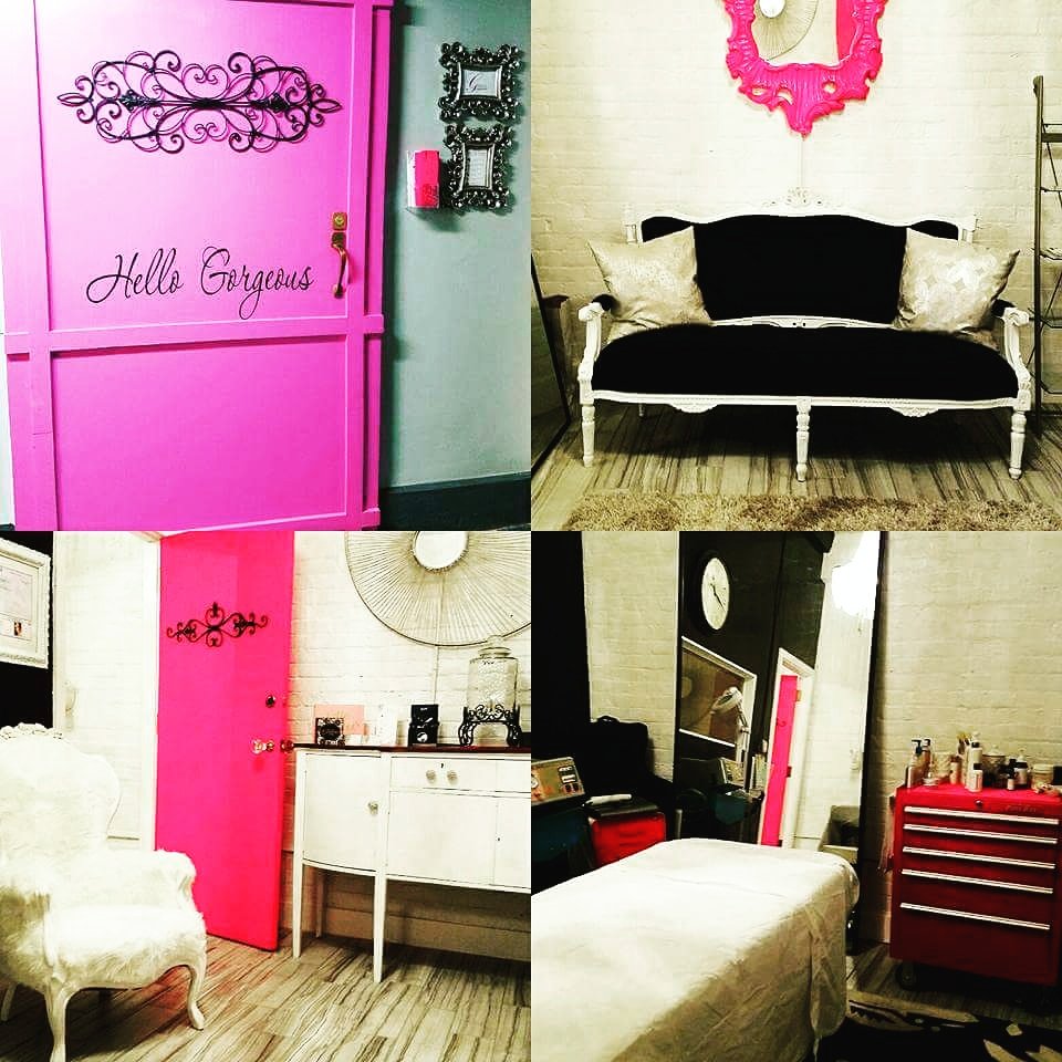 Hello Gorgeous Lashes Logo
