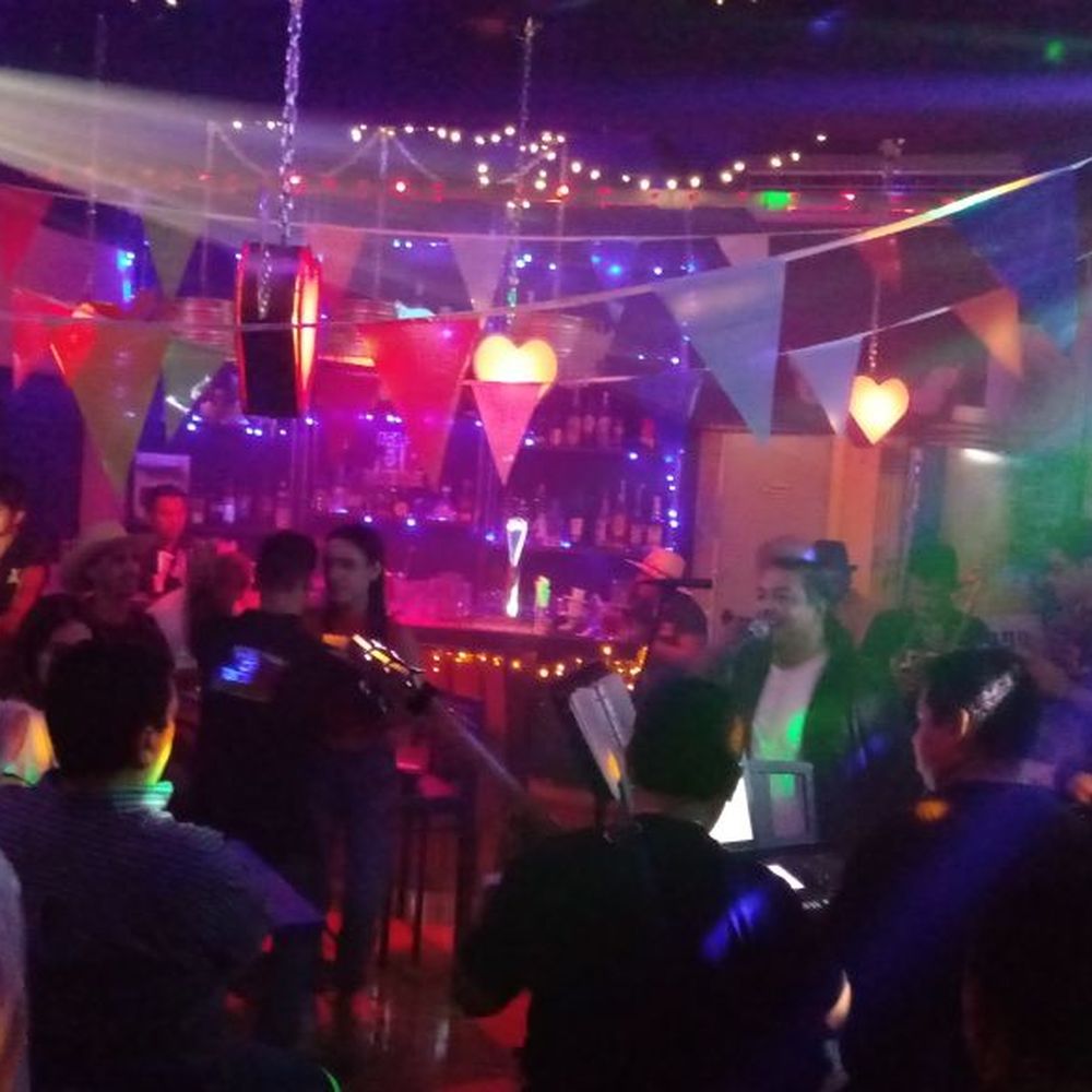 Aracataca Rumba & Café - Dance Clubs Near Me - Mérida, YUC