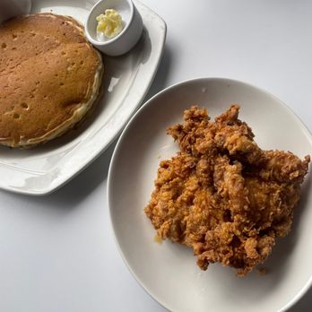 Harry's Restaurant - Breakfast & Brunch Near Me - Houston, Texas