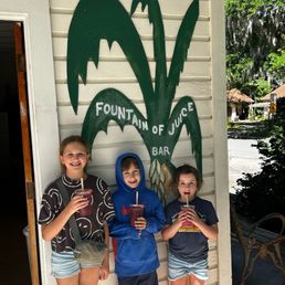 Kids loved their smoothies! Kids loved their smoothies!