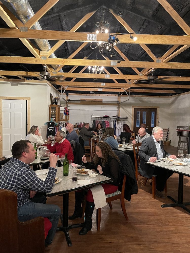 Z&M TWISTED VINES VINEYARD 25 Photos Wine Tasting Room 24305