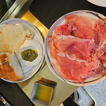 A Pasta Bar - Italian Near Me - New York, New York A Pasta Bar - Italian Near Me - New York, New York