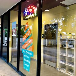D'Lites Emporium - Ice Cream with a Healthy Twist!