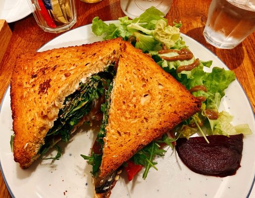 Fric-Frac Canal St Martin by null