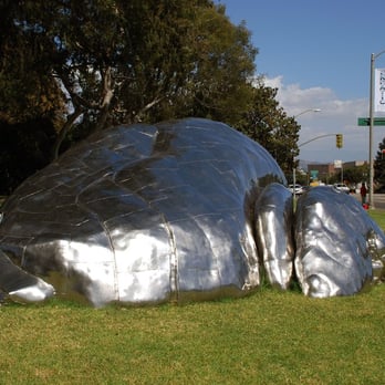 Beverly Gardens Park - Roxy Paine; Erratic; 2007 stainless steel - Parks Near Me - Beverly Hills, California