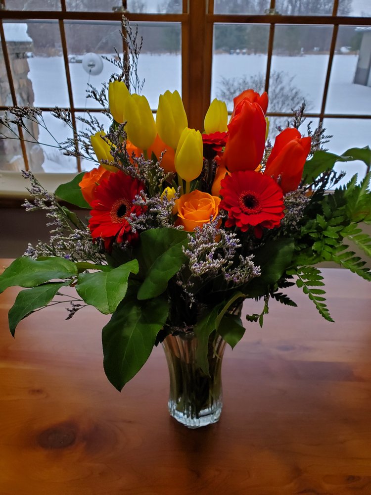 AFFORDABLE FLORALS 20 Photos & 19 Reviews Florists 15241 Triskett Rd, Cleveland, OH
