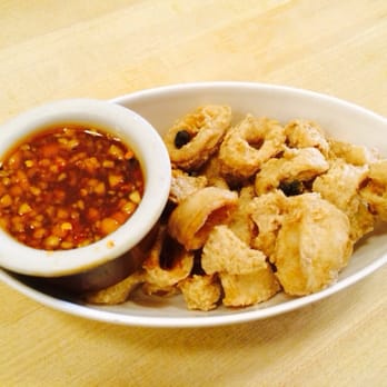 Land - Crispy calamari/peanut sauce - Thai Near Me - New York, New York Land - Crispy calamari/peanut sauce - Thai Near Me - New York, New York