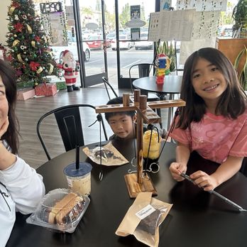 Ding Tea - Brown sugar milk tea and Mango slush with boba. Homemade brownies! - Bubble Tea Near Me - Escondido, California Ding Tea - Brown sugar milk tea and Mango slush with boba. Homemade brownies! - Bubble Tea Near Me - Escondido, California