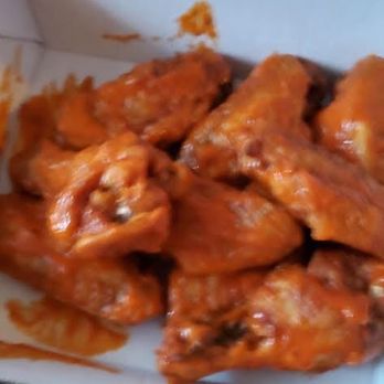 Buffalo Wild Wings - Spicy garlic wings... no fries - American Near Me - Honolulu, Hawaii Buffalo Wild Wings - Spicy garlic wings... no fries - American Near Me - Honolulu, Hawaii