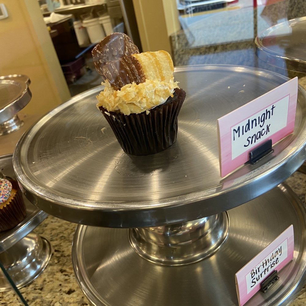 Smallcakes Utopia - Cupcakes Near Me - Charlotte, North Carolina Smallcakes Utopia - Cupcakes Near Me - Charlotte, North Carolina