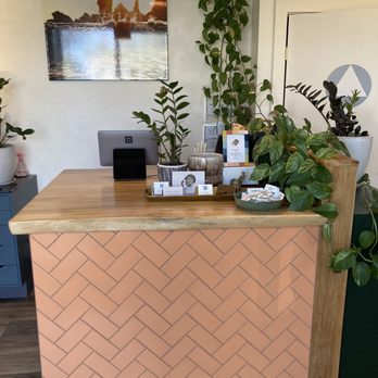 The Hive Salon - Hair Stylists Near Me - Sebastopol, California The Hive Salon - Hair Stylists Near Me - Sebastopol, California
