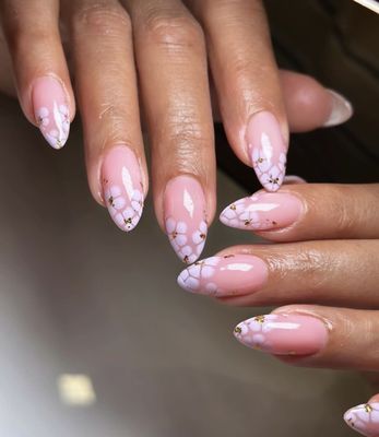 Uv gel with marble flowers - Uv gel with design