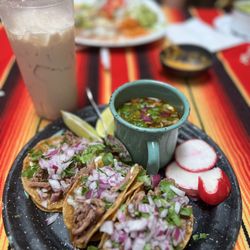Todo Pa' La Cruda - Birria Taco El Borracho (Muy popular)