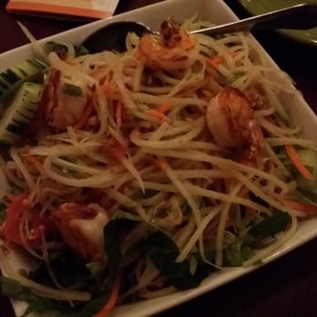 Lime Leaf - Papaya salad with shrimp - Thai Near Me - Weymouth, Massachusetts