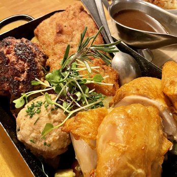 Wirtshaus Ayingers - German Sampler for 2 - German Near Me - Munich, BY