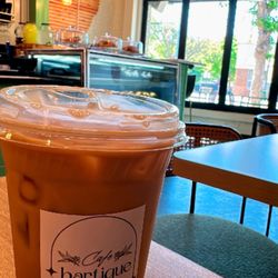 Cafe Bartique - Iced Lavender Bliss