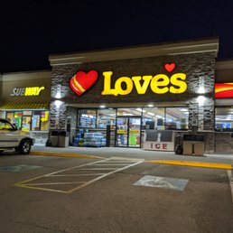 Love's Travel Stop, Willis