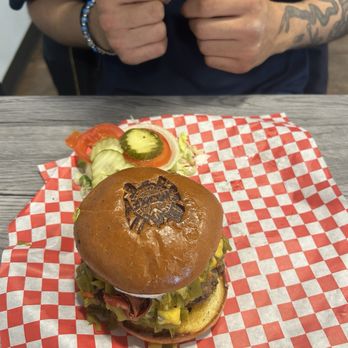 Smokey Sensations - Hangover Burger - Barbeque Near Me - Las Cruces, New Mexico Smokey Sensations - Hangover Burger - Barbeque Near Me - Las Cruces, New Mexico
