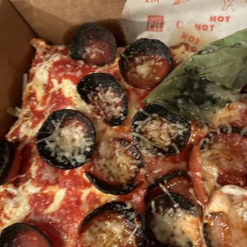 Sonny's Pizza - Burnt Pepperoni Pizza Slice - Pizza Near Me - Washington, DC, District of Columbia Sonny's Pizza - Burnt Pepperoni Pizza Slice - Pizza Near Me - Washington, DC, District of Columbia