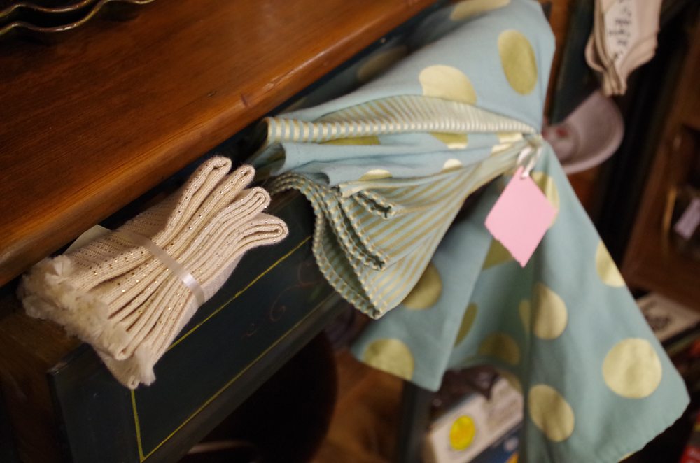 FLEA AT 99 Updated September 2024 166 Photos 99 Railroad St