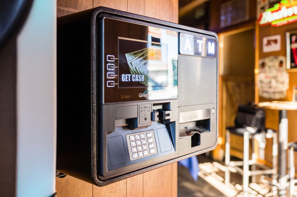 JOE’S LIQUOR & BAR Updated October 2024 50 Photos & 15 Reviews