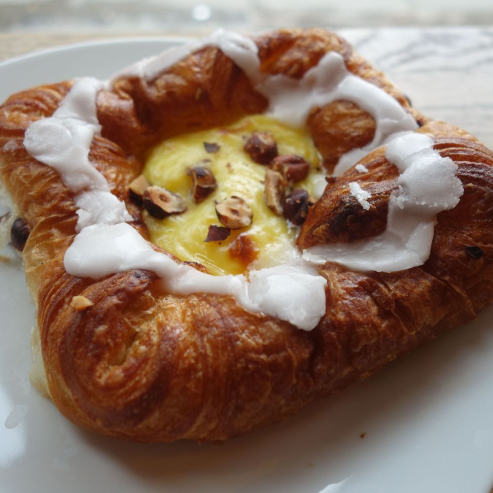 Det Rene Brød - Hazelnut Cream Danish 7/2/17 @endoedibles on Instagram for more - Bakeries Near Me - Frederiksberg, 84