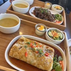 bento san - Omurice & bulgogi bento
