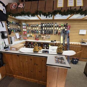 VIKING SKI SHOP - Updated January 2026 - 24 Photos & 164 Reviews - 3422