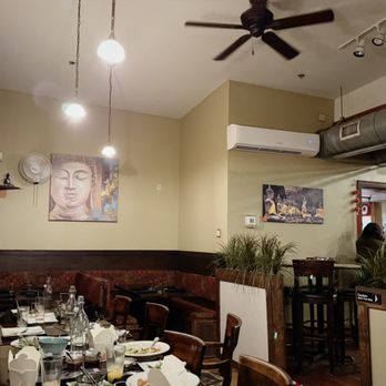 Indochine - Inside - Thai Near Me - Jacksonville, Florida
