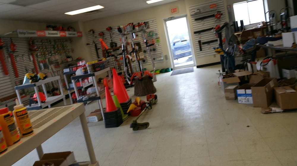 ADVANTAGE TOOL RENTAL Updated May 2024 2500 E Michigan Rd