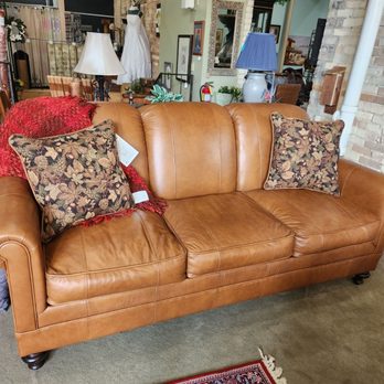 Feather Your Nest - Used, Vintage & Consignment Near Me - Fort Atkinson, Wisconsin