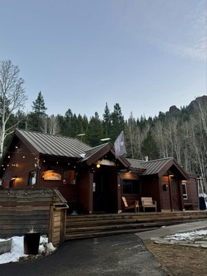 Desolation Hotel Hope Valley by null