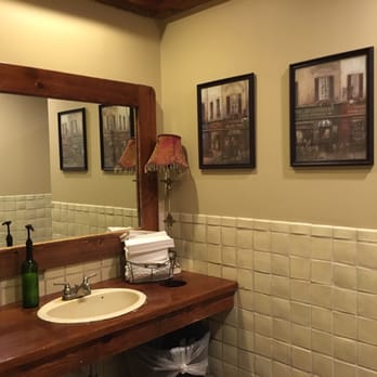 la Madeleine - Bakeries Near Me - Austin, Texas