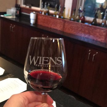 Wiens Cellars - Wine Tasting Room Near Me - Temecula, California
