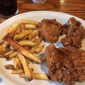 Cracker Barrel Old Country Store - American Near Me - Flat Rock, North Carolina