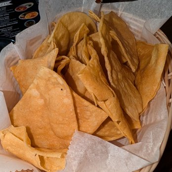 El Puerto Restaurant - Tortilla chips - Salvadoran Near Me - Whitehall, Ohio